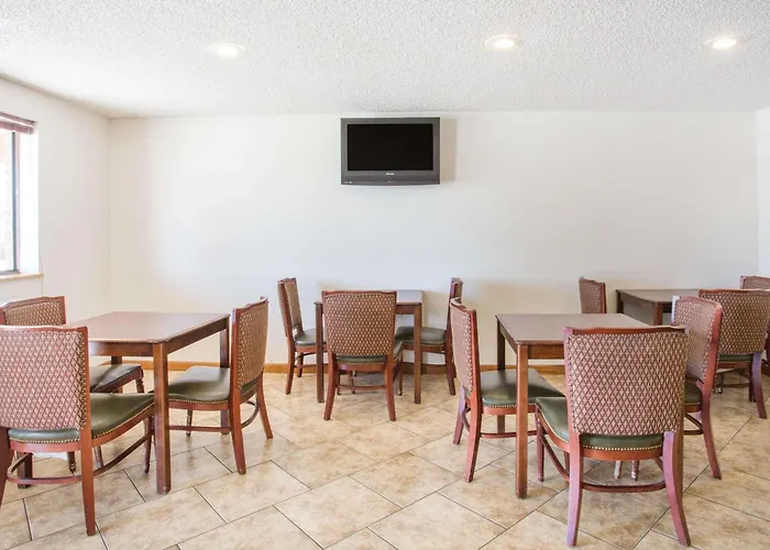 Super 8 By Wyndham 2*
